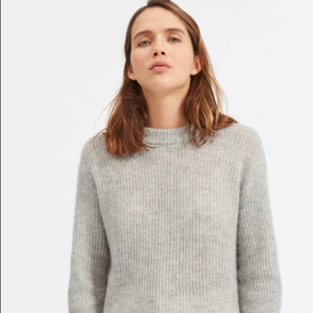 Everlane oversized alpaca crew. Heather grey.